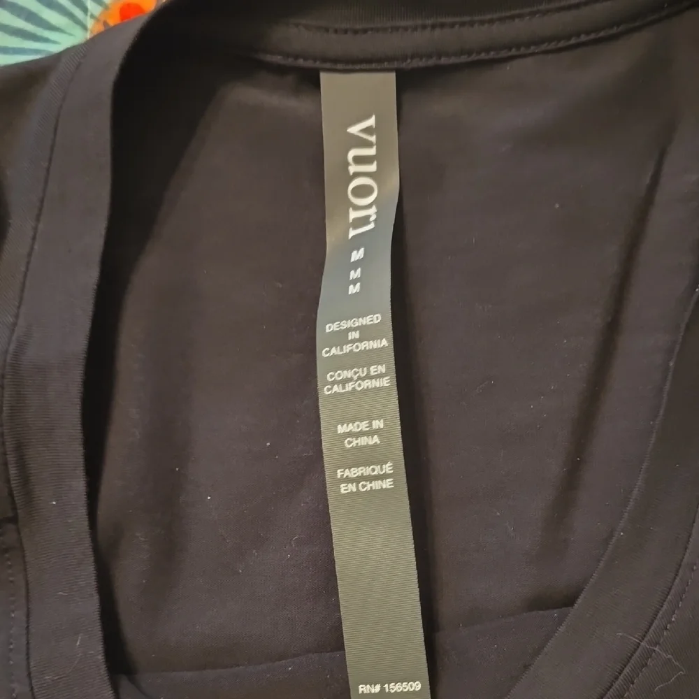 NWOT Vuori Oversized Black Long Sleeve Crewneck Tee - Picture 3 of 7